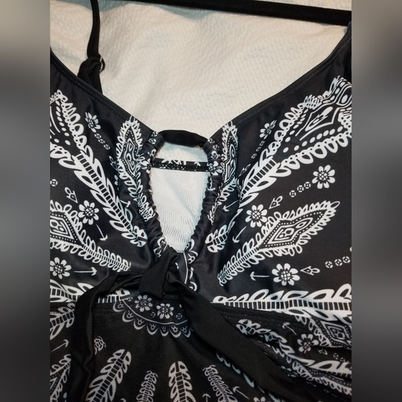 NWOT MESH HANDKERCHIEF HEM SWIM DRESS ADJUSTABLE KEY HOLE BUST XL - Picture 7 of 12